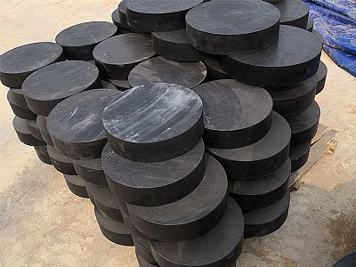 金山区板式橡胶支座由若干层橡胶片与薄钢板经加压硫化